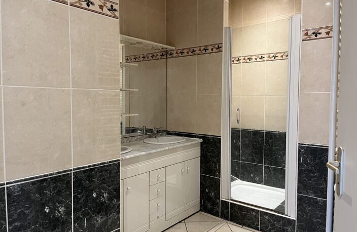 Vente immeuble   Decazeville (12300) — photo 5