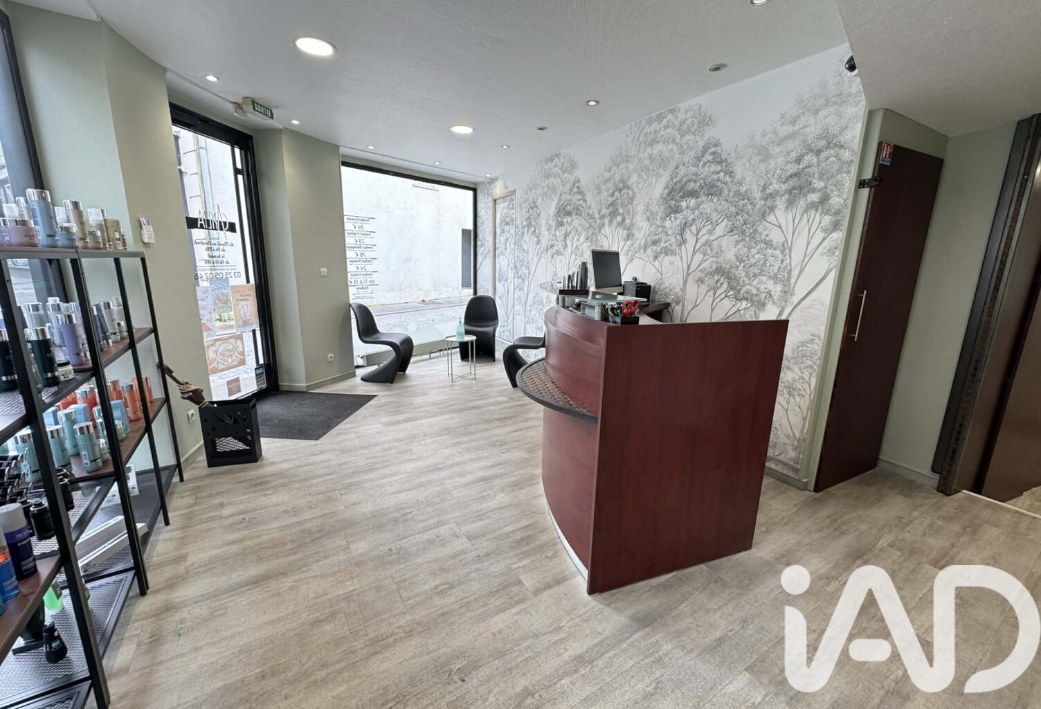 Vente Esthétique, Coiffure 90 m&sup2; — photo 1