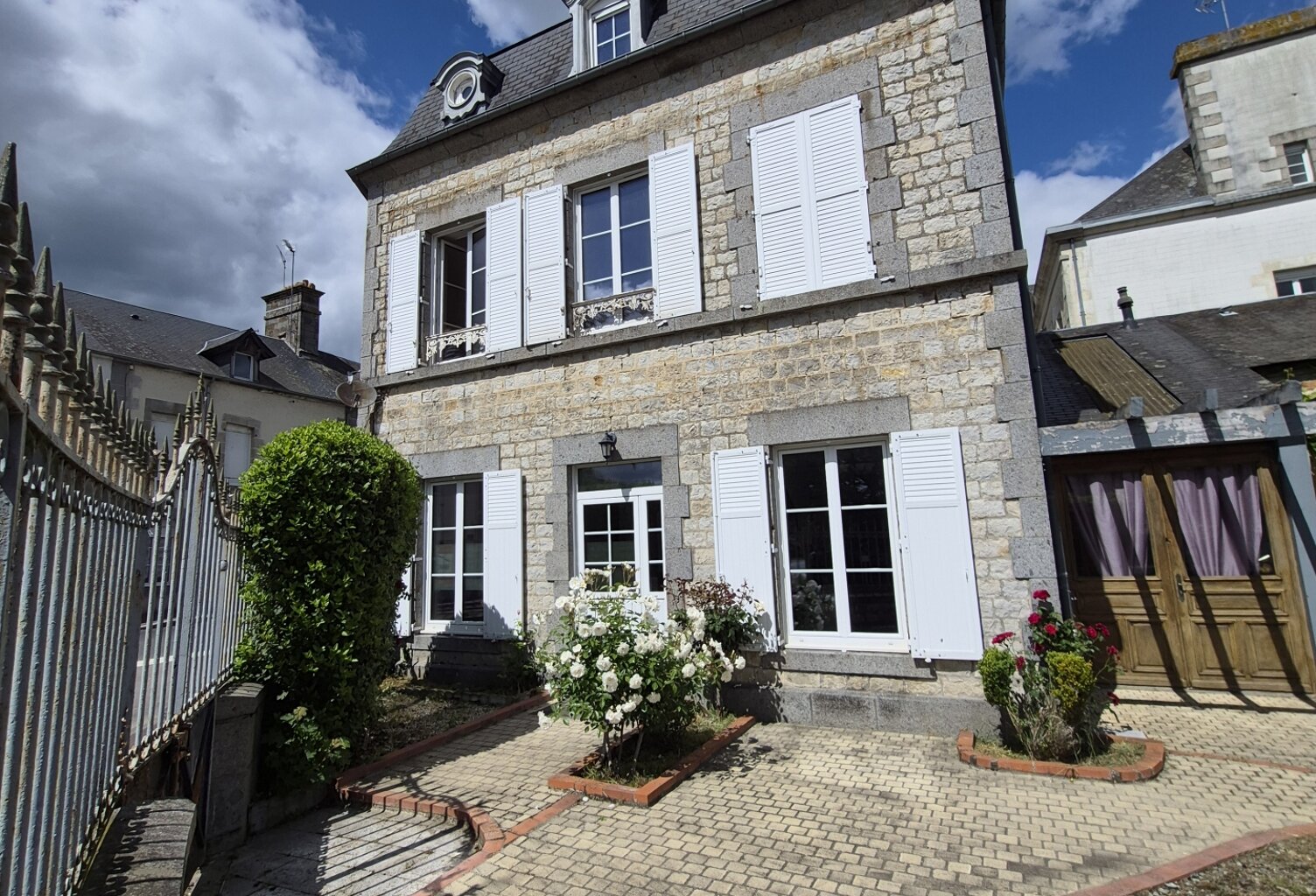 Vente Maison de ville 9 pièces — photo 1