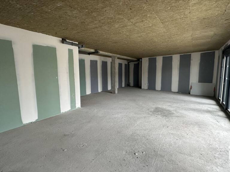 Vente Boutique/Local commercial 74 m&sup2; — photo 1