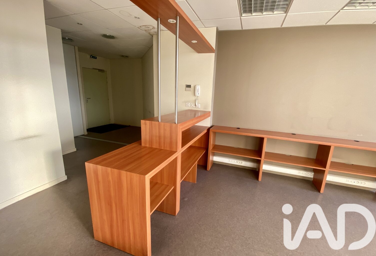 Vente Boutique/Local commercial 203 m&sup2; — photo 1