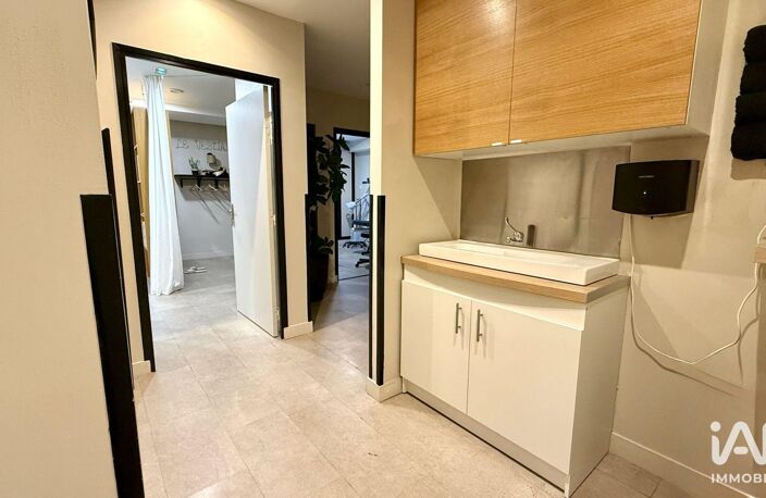 Location Bureaux 106 m&sup2; — photo 2