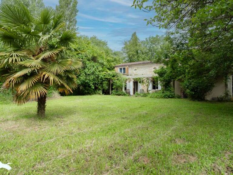 Maison en pierre de 5 pièces principales — photo 1
