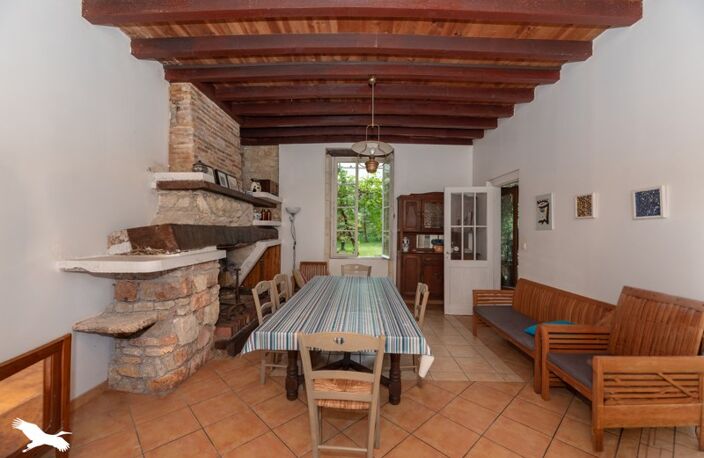 Maison en pierre de 5 pièces principales — photo 2