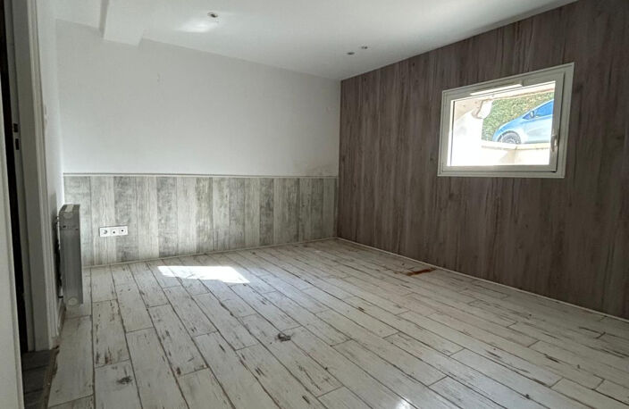 APPARTEMENT DANS UN MANOIR DE 86M2 AVEC DEUX CHAMBRES — photo 2