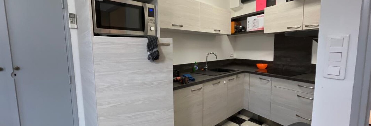 Maison 2 Pièces 32 m² à louer à Saint-Martin-de-Brômes (04800)