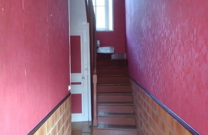 Ancien abattoir Fumay 98 500 EUR — photo 4