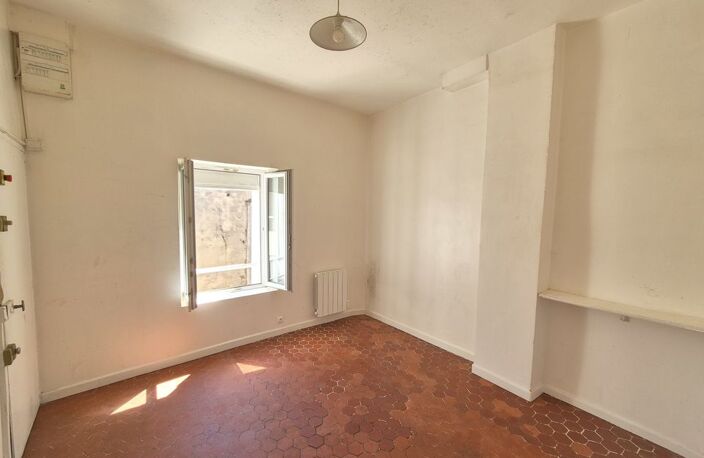 APPARTEMENTDE 18m²  AVEC POTENTIEL — photo 2