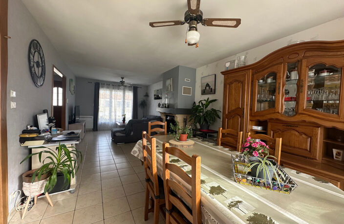 La Roche-sur-Yon Quartier Saint André d'Ornay trois chambres + un studio — photo 3