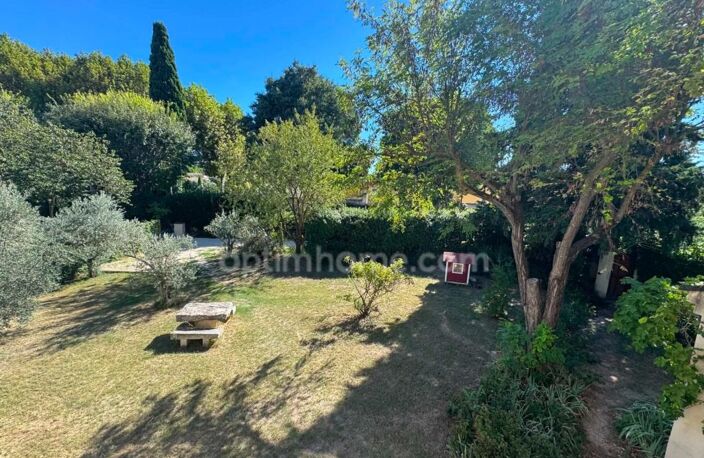 230 m², 6 chambres, vue Alpilles et terrain piscinable à pied du centre de SAINT REMY DE PROVENCE — photo 3