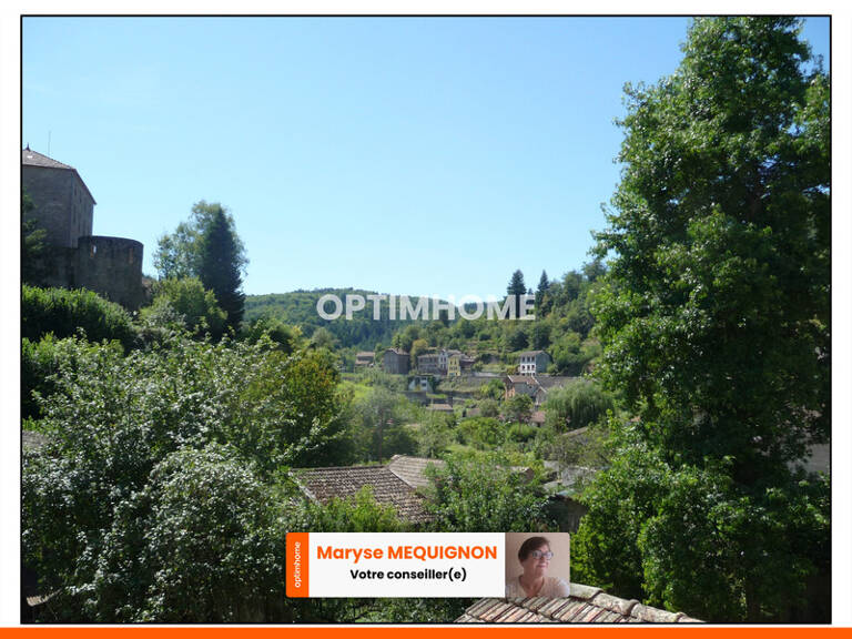 Maison de bourg idéale, située à proximité immédiate de toutes les commodités — photo 1