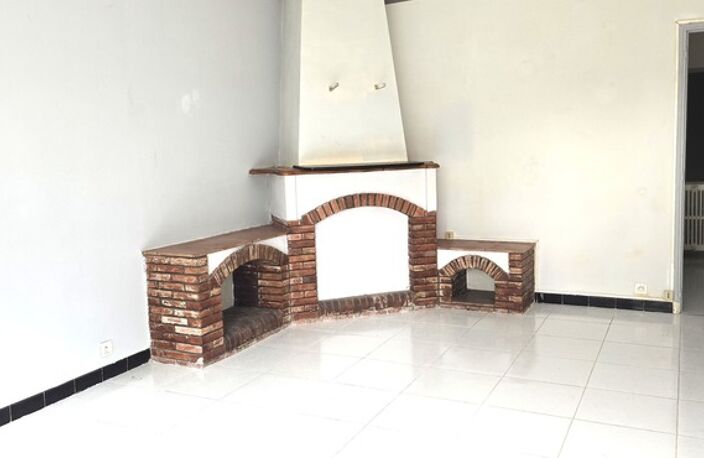Ensemble immobilier T11 de 279 m2 avec garage, caves et hangar sur 816 m2 de terrain — photo 3