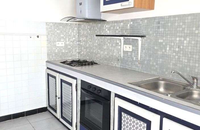 Ensemble immobilier T11 de 279 m2 avec garage, caves et hangar sur 816 m2 de terrain — photo 5
