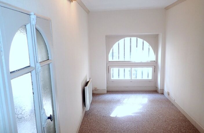 Rouen Hypercentre : Beau Duplex 20 m² idéal étudiant, célibataire, local commercial ou investisseur ... 79 K€ ! — photo 4