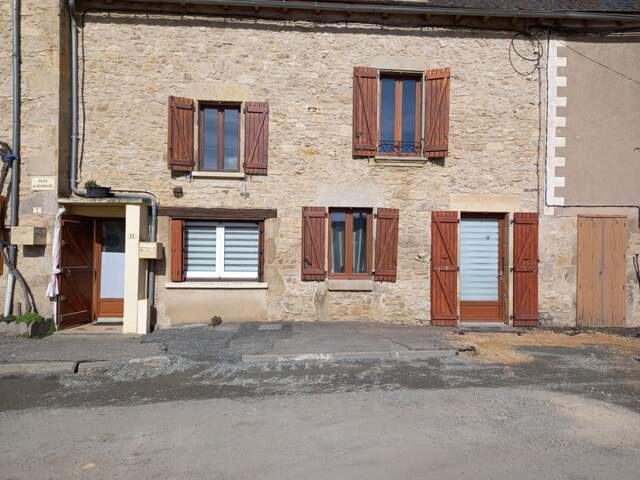 Maison à vendre 4 pièces ROUSSENNAC (12) — photo du bien