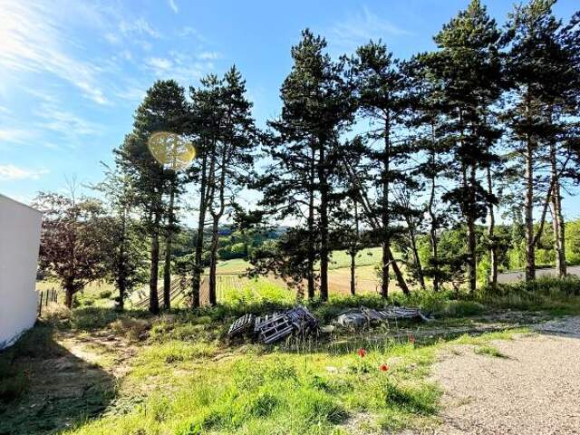 Terrain À Vendre — photo du bien