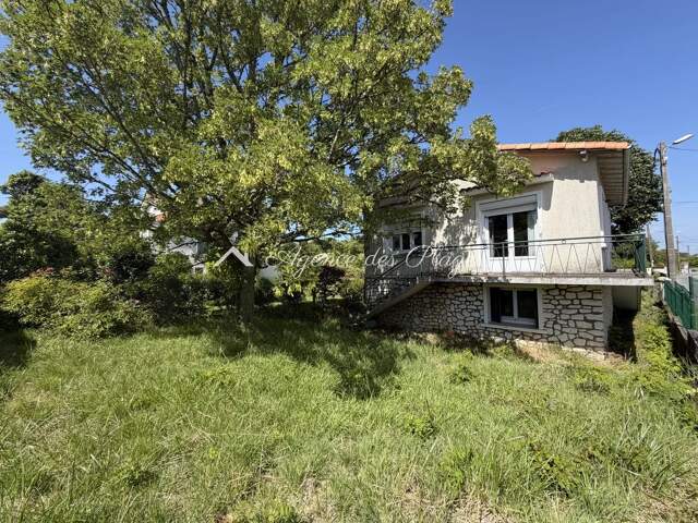 MAISON A MESCHERS — photo du bien