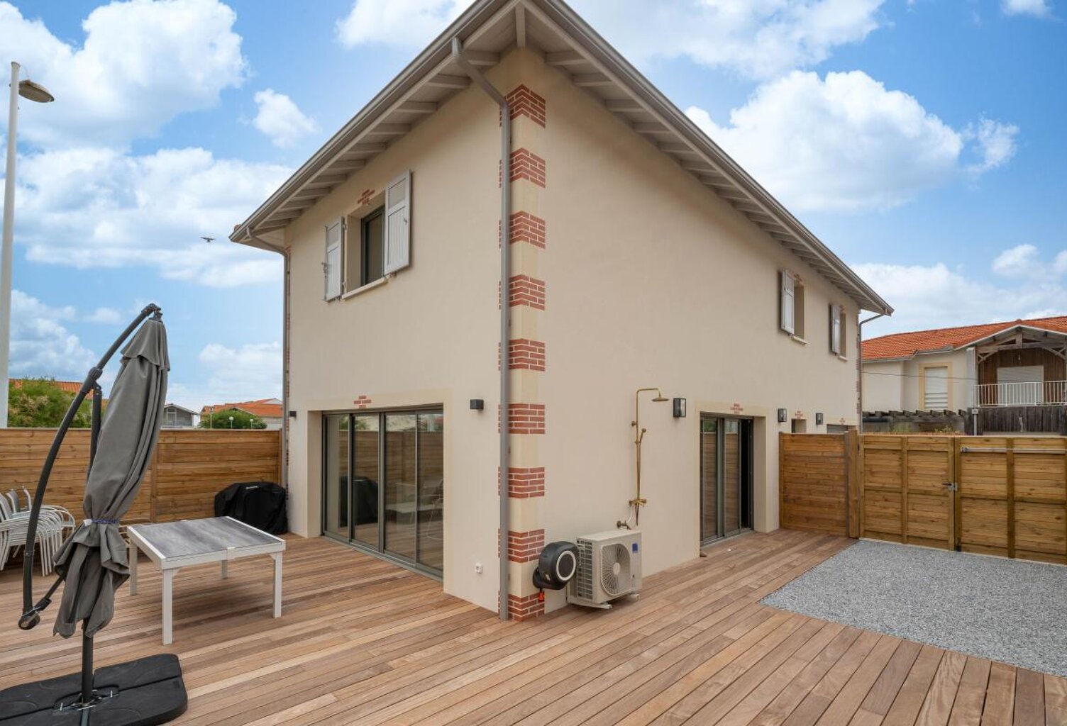 Maison À Vendre — photo 1