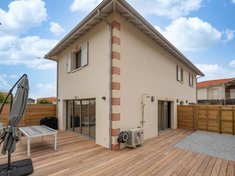 Maison À Vendre — photo 1