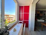 Appartement traversant T3 avec balcon filant, place de stationnement et grande cave — photo 3