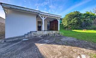 Maison 4 Pièces 61 m² à louer à Saint-Claude (97120)