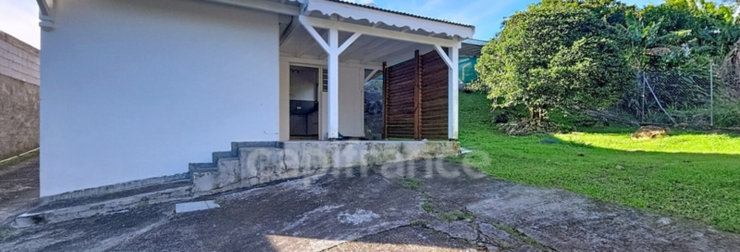 Maison 4 Pièces 61 m² à louer à Saint-Claude (97120)