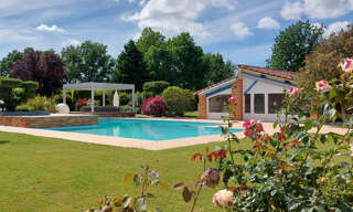 Maison 13 Pièces 481 m² à vendre à Montauban (82000)