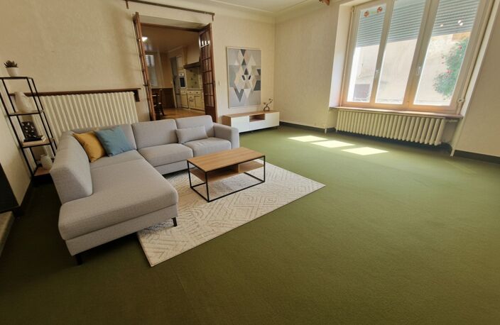 ENSEMBLE IMMOBILIER ( MAISON T6 + GRANDES DEPENDANCES ) à vendre 5 pièces (SH. 251 m2) proche CONTREXEVILLE (88) sur TERRAIN de 1102 m2 — photo 2