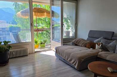 Appartement 3 pièces 122000 €