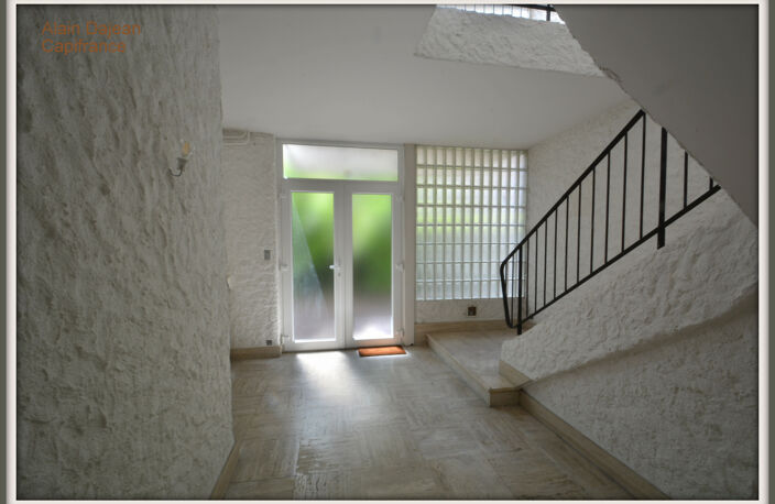 A vendre Maison d'architecte- 10 pièces AGEN (47)- 282 M2-Parc Arboré-Double Garage — photo 4