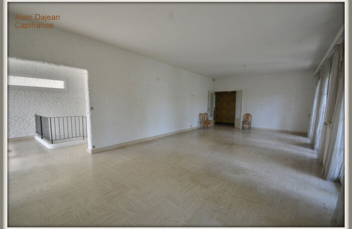 A vendre Maison d'architecte- 10 pièces AGEN (47)- 282 M2-Parc Arboré-Double Garage — photo 5