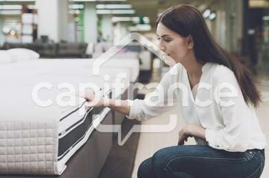 Commerce 2 pièces 2485 €