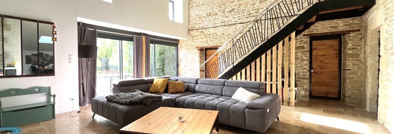 Maison 6 Pièces 188 m² à vendre à Saint-Pierre-la-Noue (17700)