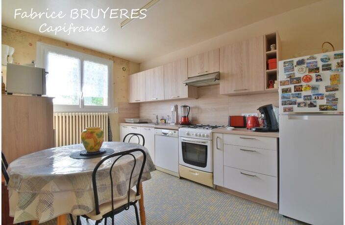 Maison à vendre 4 pièces - USSEL (19) — photo 2