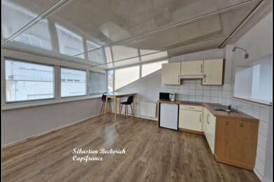 Immeuble  280900 €