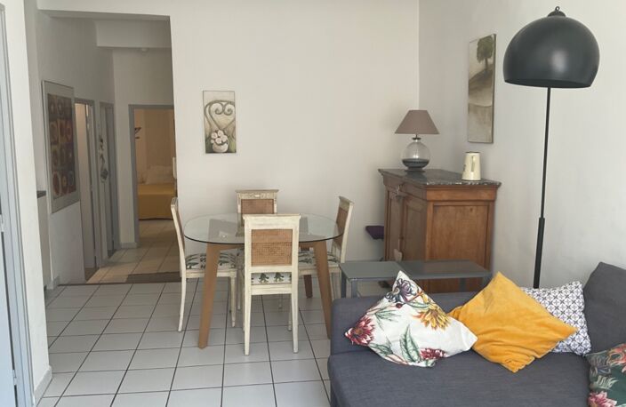 Appartement à vendre 3 pièces AIX EN PROVENCE (13) Centre ville calme et lumineux — photo 3