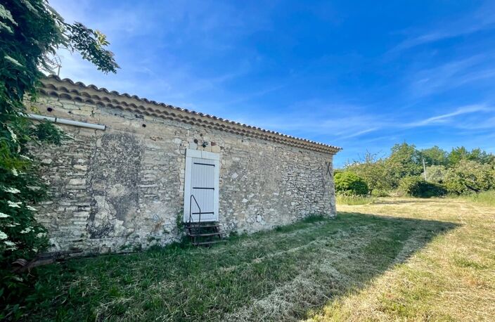 Maison en pierre à rénover avec vue exceptionnelle sur le Luberon –  84400 Apt — photo 3
