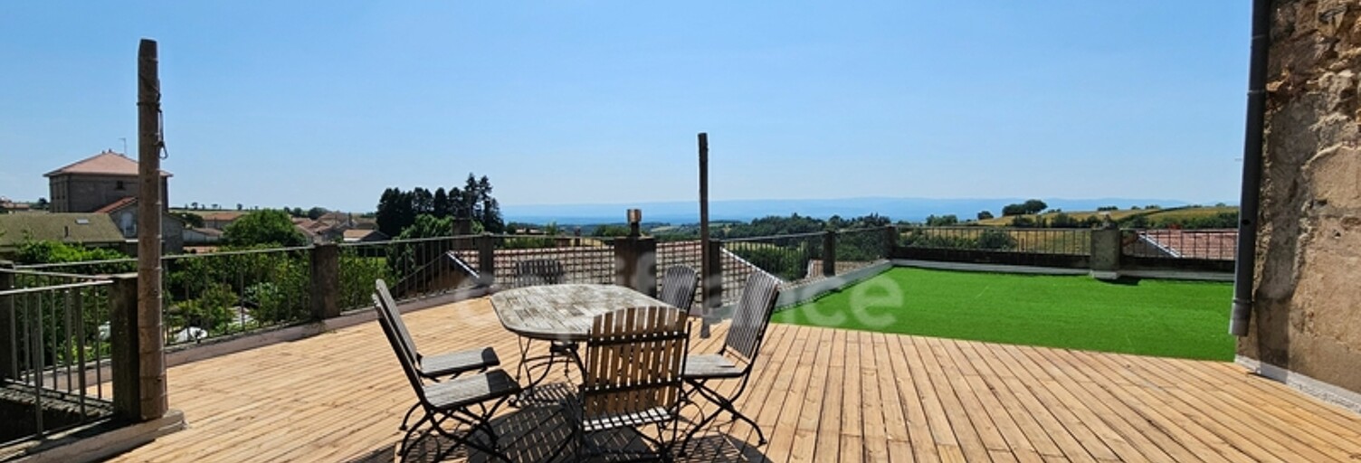 Maison 9 Pièces 182 m² à vendre à Bussières (42510)