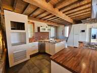 MAISON SPACIEUSE ET ATYPIQUE, 182M2 HABITABLES, 3 CHAMBRES, GRANDE TERRASSE AVEC VUE DÉGAGÉE et IMPRENABLE,10MIN DE L’AUTOROUTE, 1H DE LYON — photo 3
