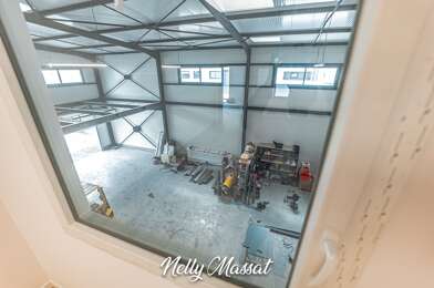 Local industriel 3 pièces 995000 €