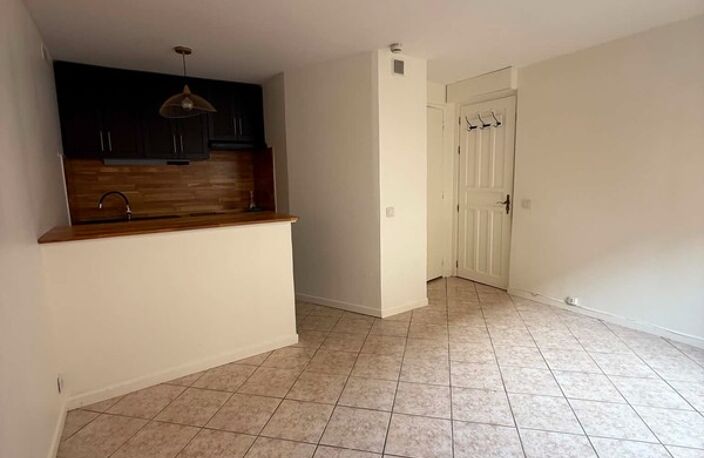 Appartement à vendre 1 pièces TRIEL SUR SEINE (78) Centre, à deux pas de la gare — photo 4