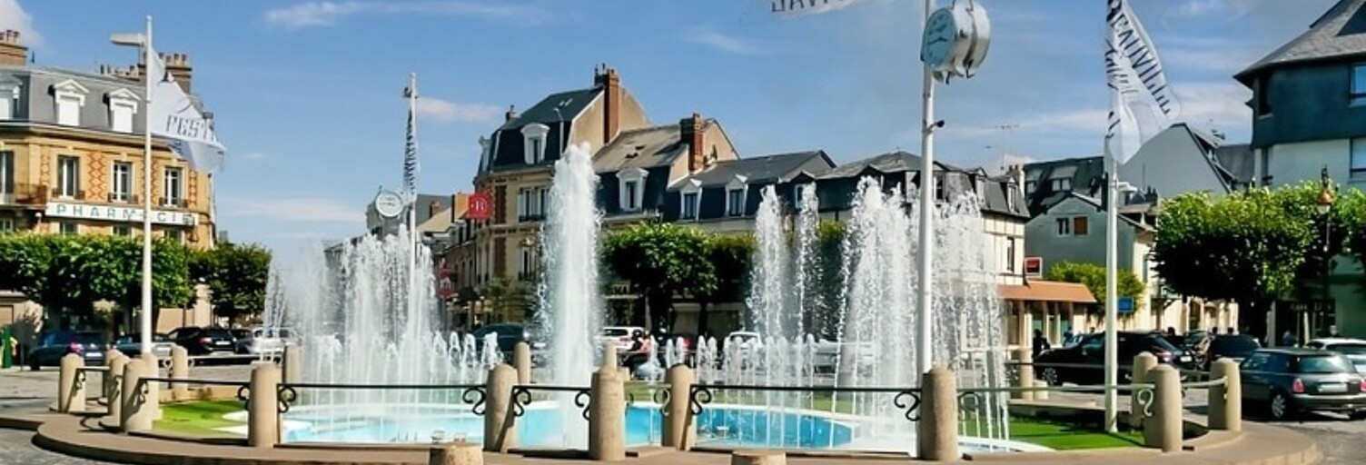 Commerce  320 m² à vendre à Deauville (14800)