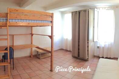 Appartement 1 pièces 700 €