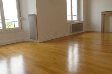 Appartement 3 pièces 785 €