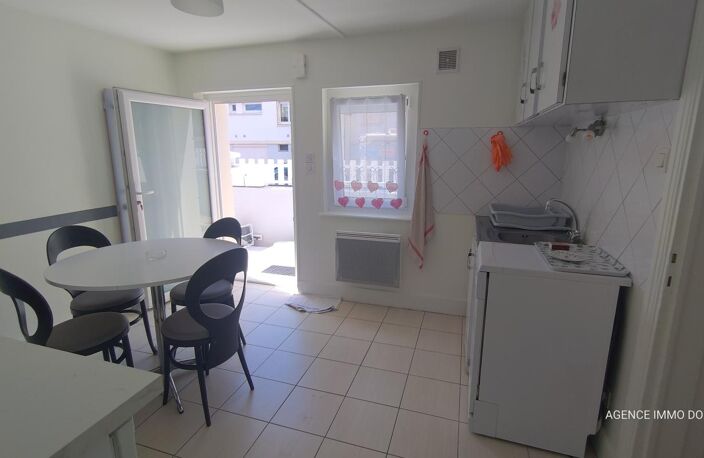 F2 meublé, 41 m², terrasse, stationnement — photo 2