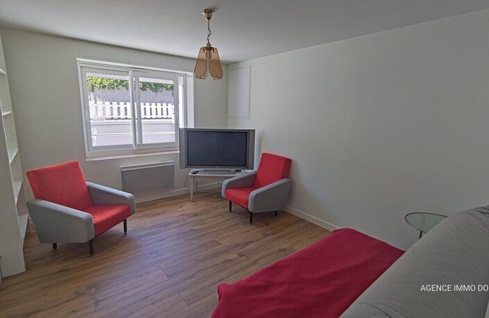 F2 meublé, 41 m², terrasse, stationnement — photo 4