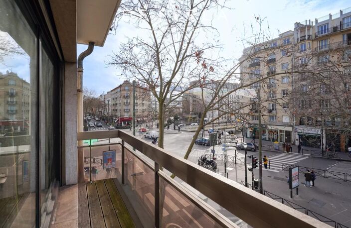Bureaux / Transformable en habitation - Boulogne-Billancourt – 5 pièces – 148,56 m² – Extérieurs 74 m² – Fort potentiel — photo 4