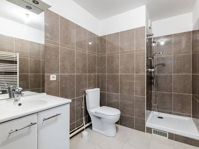 Studio lumineux de 30 m² à Courbevoie, proche Ile de la Jatte — photo 1