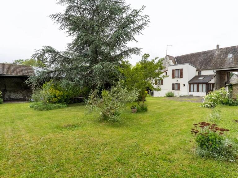 Maison ancienne 5 pièces avec grand terrain loué — photo 1