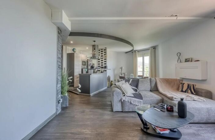 Appartement lumineux 2P de 67 m² à Toulon — photo 3